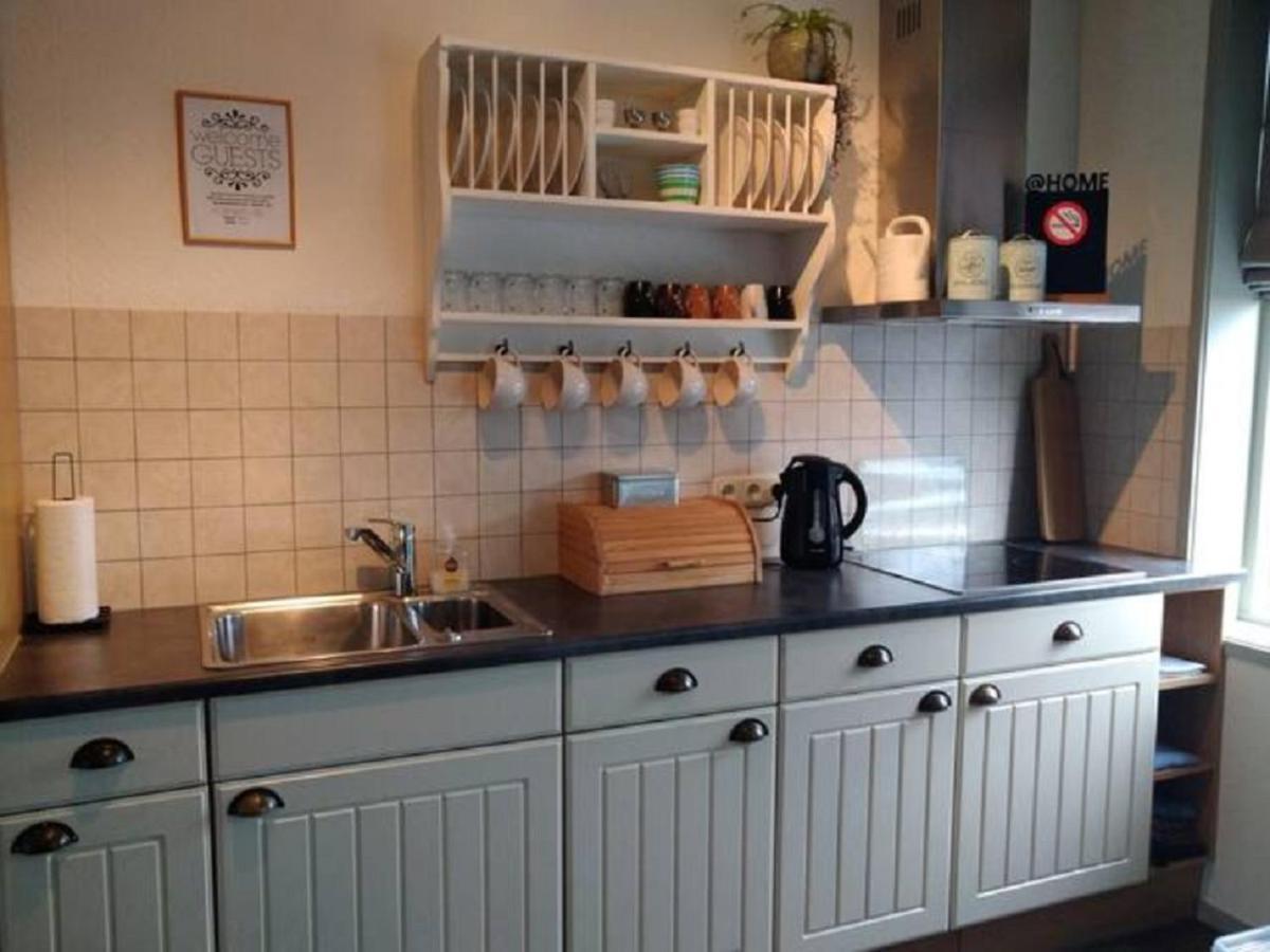 Bed En Breakfast Uitrust Lauwerzijl Exterior foto